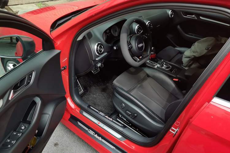 Used Audi S3 2017 S3 2.0T Limousine
