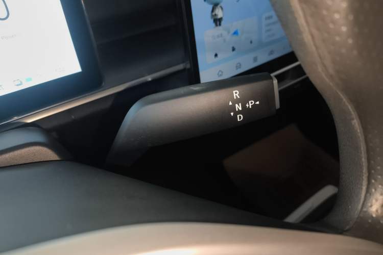 Used Venucia VX6 2024 450 Travel Edition