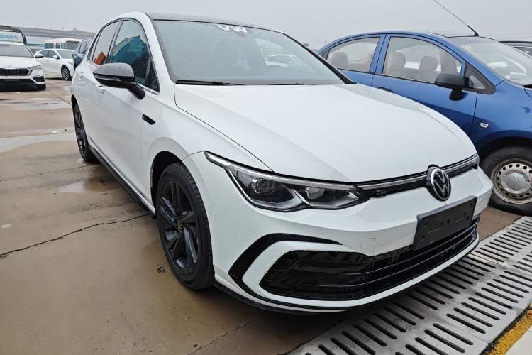 Used Volkswagen Golf 2023 Facelift 280TSI DSG R-Line Lite
