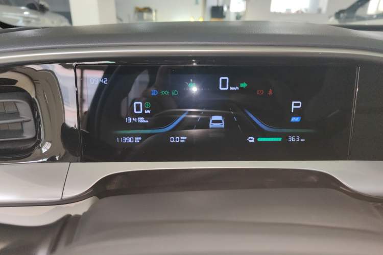 Used Geely Galaxy Geome 2025 UP 410km Exploration Edition Instrument Cluster