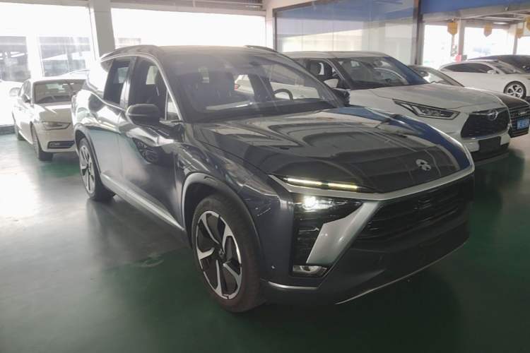 Used Nio ES8 2020 415 km Signature Edition 6-Seater Version
