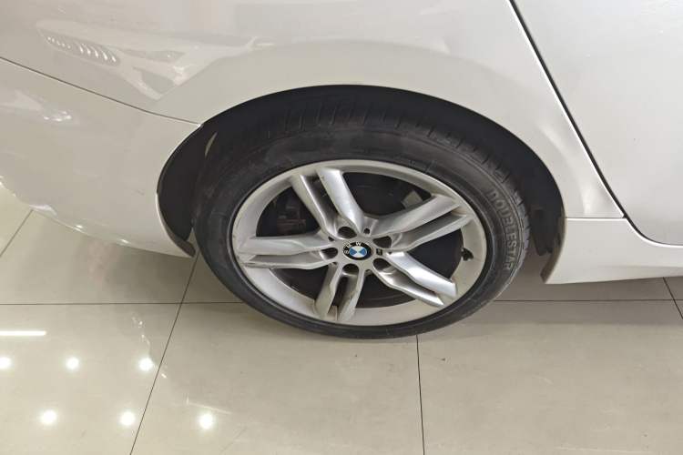 Used BMW 1 Series 2021 120i M Sport Night Edition Right Rear Wheel Hub
