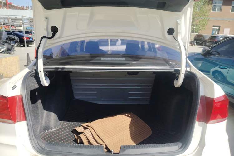 Used Volkswagen Santana 2019 1.5L Automatic Comfort Edition China VI Standard Trunk