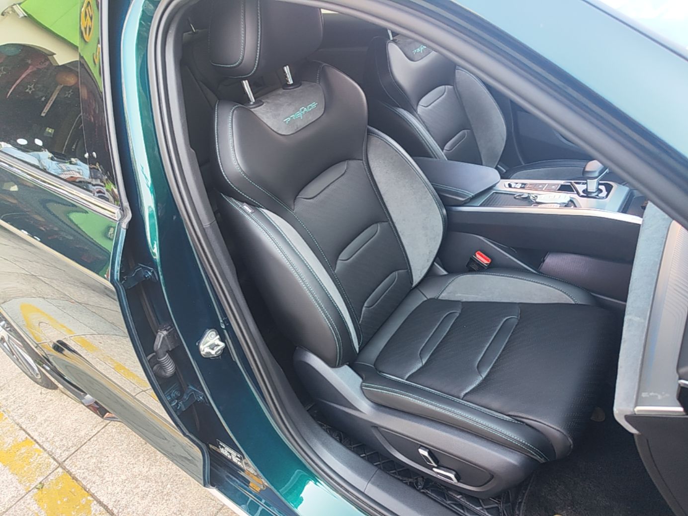 Geely Auto Preface 2023 2.0TD "Only This Verdant Green" Edition — снимка 19