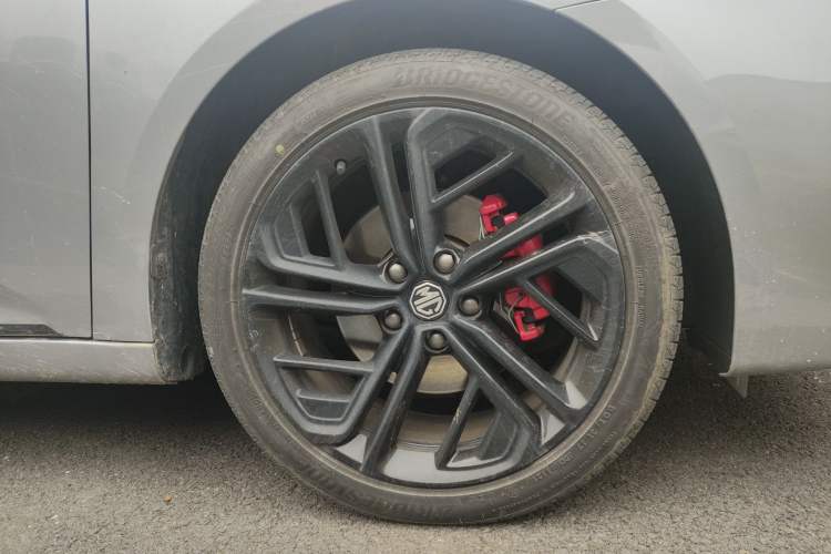 Used MG 6 New Energy 2020 1.5T Hybrid Trophy Digital Mamba Intelligent Driving Flagship Edition Right Front Wheel Hub