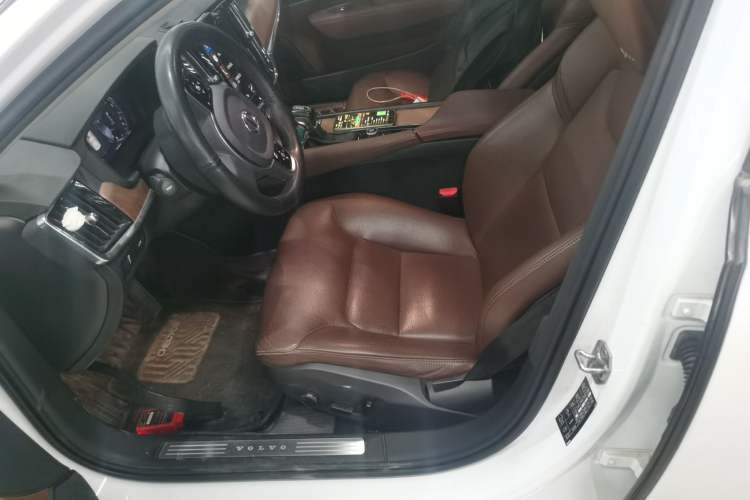 Used Volvo S90 2020 Facelifted T5 Zhiyi Luxury Edition