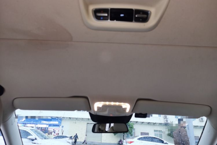 Used Mercedes-Benz V-Class 2021 V 260 Avantgarde Edition