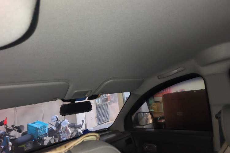 Used Wuling Rongguang V 2015 1.5L Base Version