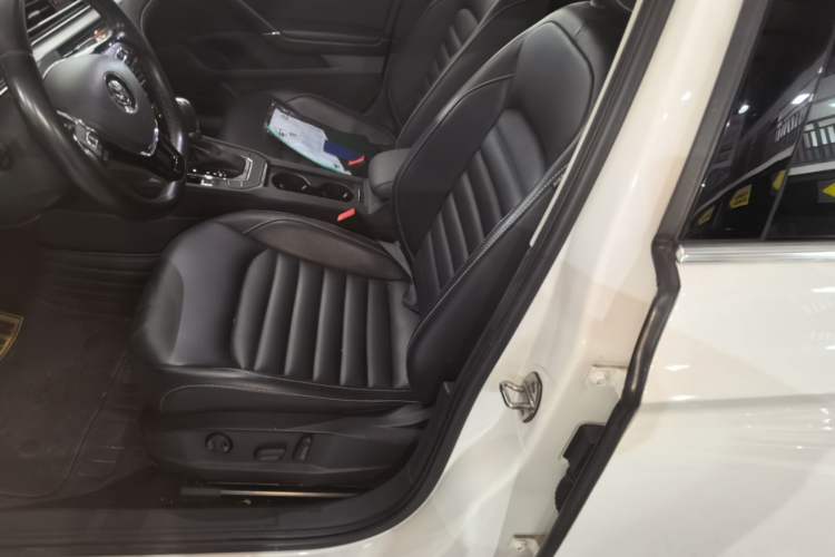 Used Volkswagen Lamando 2019 280TSI DSG Comfort Edition China VI standard
