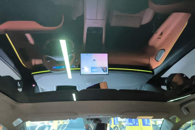 Used Lynk & Co Lynk & Co 10 EM-P 2025 Model 120 Four-Wheel Drive Ultra
