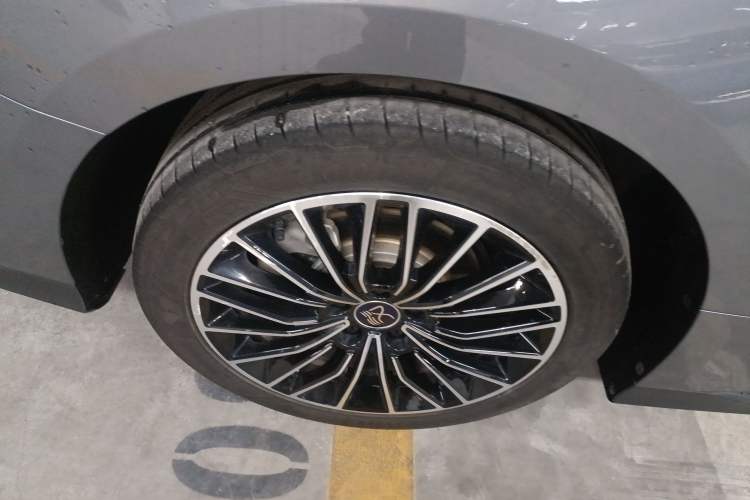 Used BYD Han 2023 DM-i Champion Edition 121KM Prestige Model