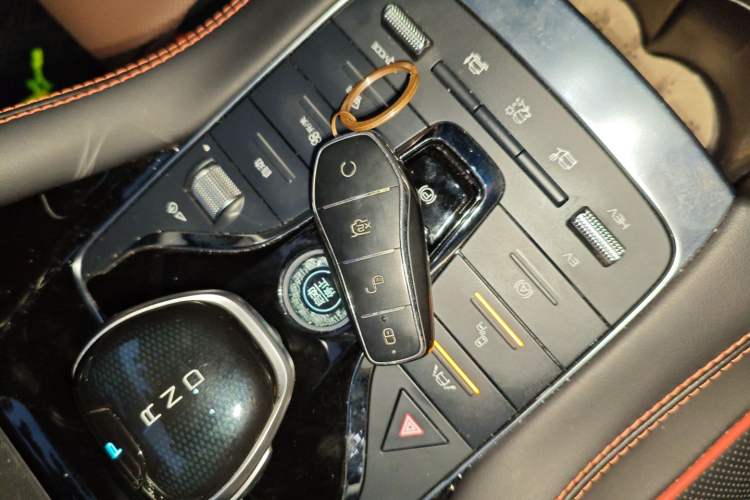 Used BYD Song PLUS New Energy 2021 DM-i 100KM Four-Wheel Drive Flagship PLUS
