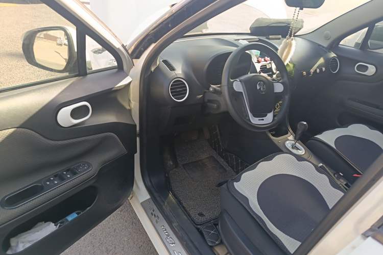 Used MG 3 2013 1.3L AMT Comfort Edition Driver Seat