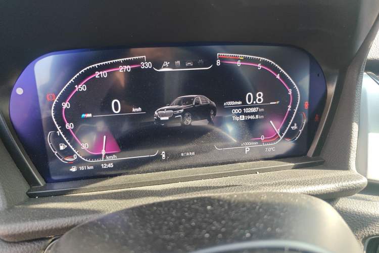 Used BMW 2 Series Active Tourer 2018 218i Fashion Model Odometer Close Up