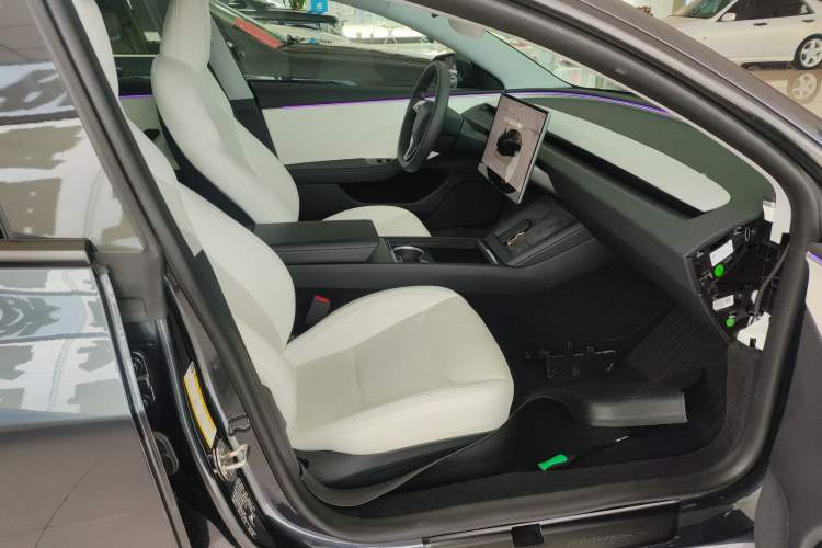 Used Tesla Model 3 2023 Rear-Wheel-Drive Version