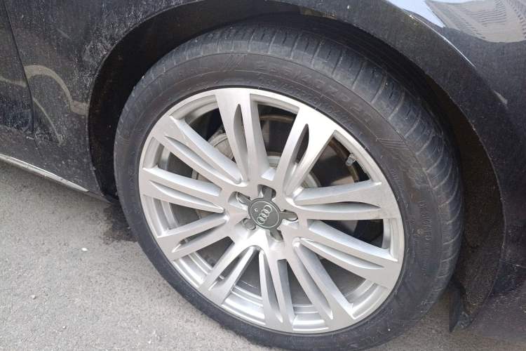 Used Audi A8 2013 A8L 45 TFSI quattro Luxury Model
