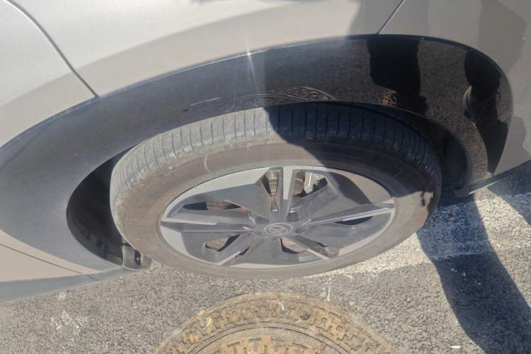 Used Toyota BZ 3X 2025 520 Pro+ Right Front Wheel Hub