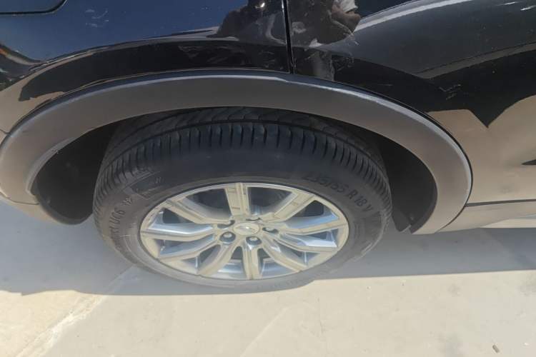 Used Cadillac XT4 2020 28T Two-Wheel-Drive Leading Version Right Rear Wheel Hub