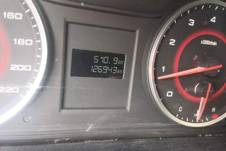 Used SAIC MAXUS G10 2016 2.4L Manual Elite Edition