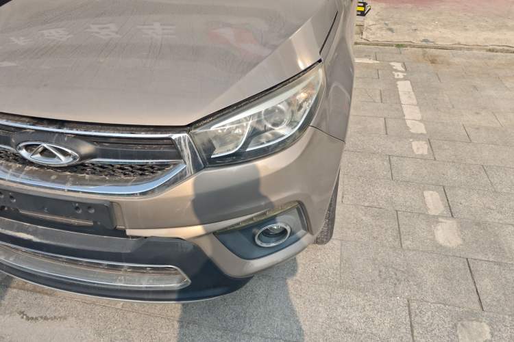 Used Chery Tiggo 3 2015 1.6L CVT ZhiShang Commemorative Edition
