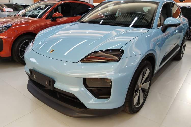 Used Porsche Macan 2024 Macan Long Range Edition