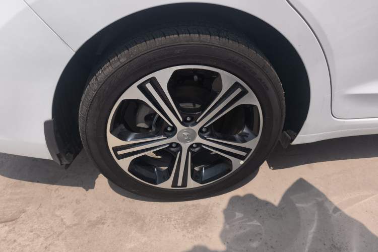 Used Hyundai Elantra (6th Generation / Lingdong) 2018 1.4T Dual-Clutch Xuan Dong · Dynamic Edition
