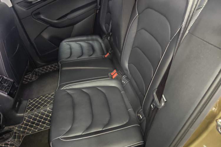 Used Skoda Kodiaq 2019 TSI330 5-Seat Two-Wheel Drive Luxury Enjoyment Edition China V Standard Left Rear Seat