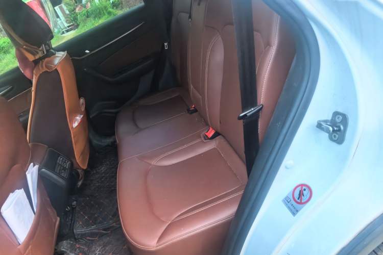 Used Brilliance V6 2018 1.5T Manual Luxury Model Left Rear Seat