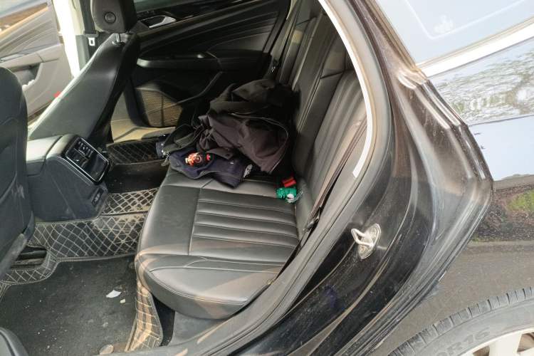 Used Volkswagen Passat 2019 280TSI Business Edition China VI
