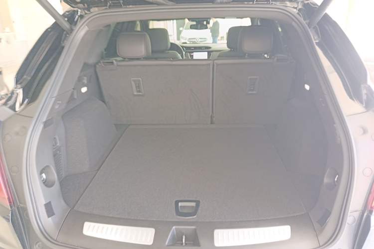 Used Cadillac XT5 2022 2.0T Two-Wheel Drive Luxury Version
