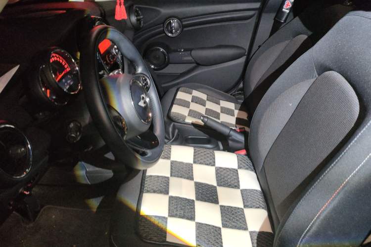 Used MINI 2016 1.2T ONE Pioneer Edition Five-Door Version
