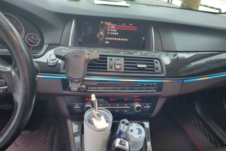 Used BMW 5 Series 2017 525Li Luxury Design Package Audio And AC Panel