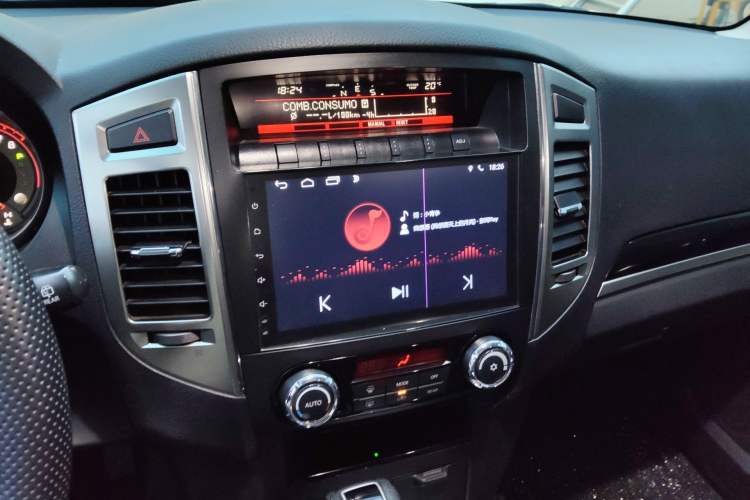 Used Mitsubishi Pajero 2018 3.0L Automatic Comfort Edition
