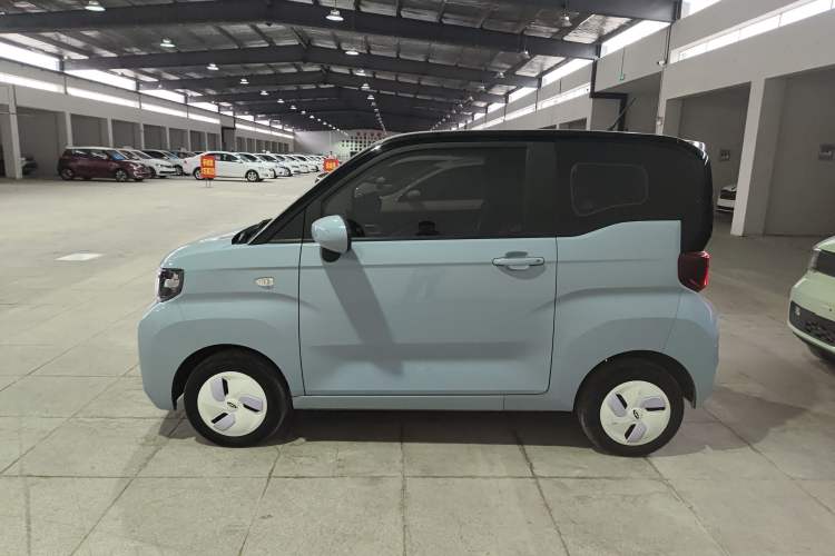 Used Chery QQ Ice Cream 2022 120km Conical Shape Lithium Iron Phosphate
