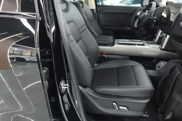 Used Haval DARGO 2026 Model 2.0T DCT Chinese Rural Dog Edition Right Front Seat