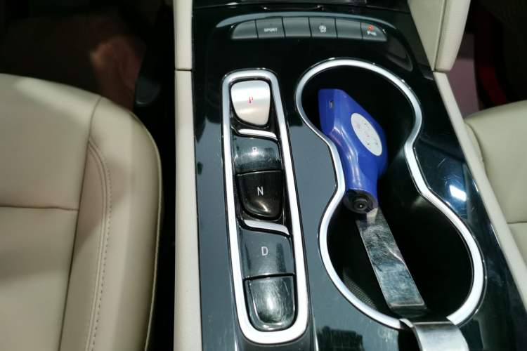 Used Buick Regal 2020 552T Elite Edition Gear Lever