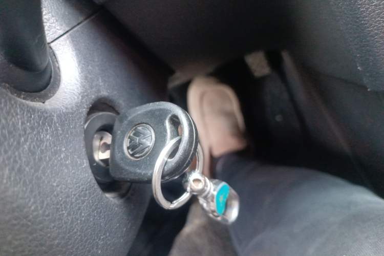 Used Volkswagen Santana 2013 1.6L Manual Fashion Edition Vehicle Key