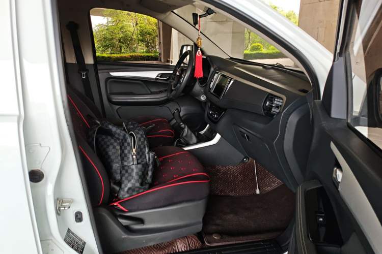 Used Isuzu JLM 2022 2.8T Classic Diesel Two-Wheel Drive Comfort Version with Long Wheelbase – JE493ZLQ6E