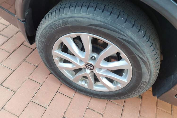 Used Nissan X-Trail 2019 2.0L CVT Smart Connect Comfort Edition 2WD Right Rear Wheel Hub