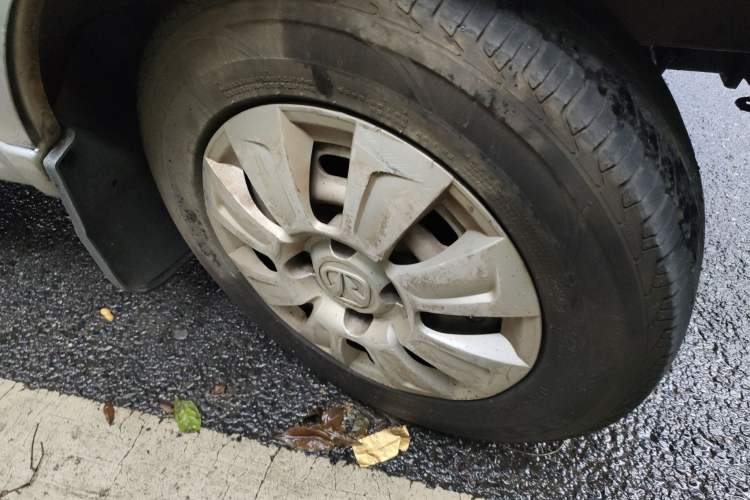 Used BAIC Weiwang 306 2011 1.3L Comfort version 7 seats