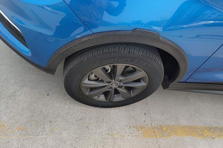 Used BYD Yuan New Energy 2019 EV535 Smart Connect Trendsetting Model Exterior 4