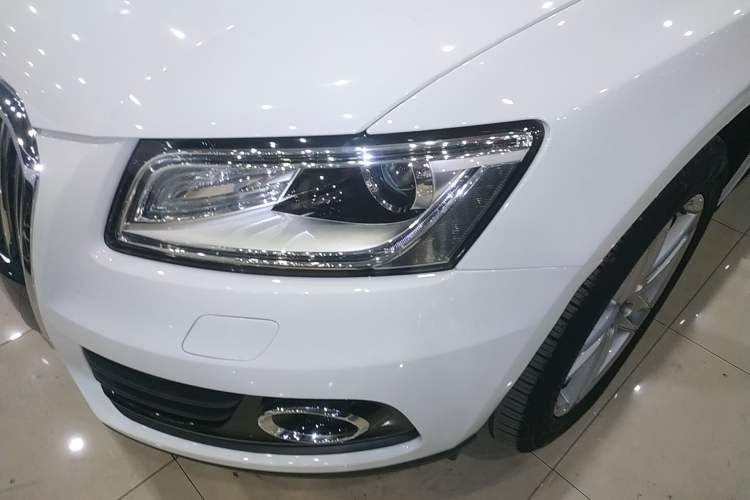 Used Audi Q5 2017 40 TFSI Ambition Edition Left Front Headlight