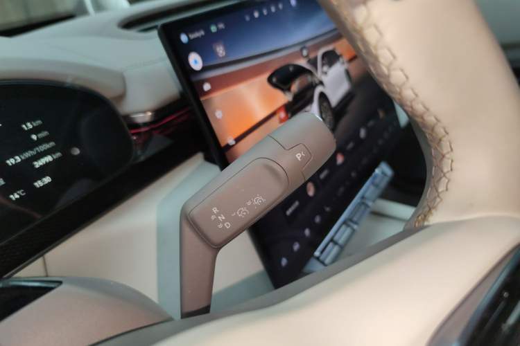 Used Zeekr 7X 2025 75 kWh Rear-Wheel Drive Intelligent Driving Version
