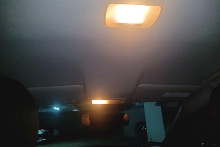 Used Honda Fit 2014 1.5L SE CVT Fashion Model Headliner