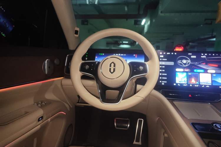 Used Hima AITO M9 2024 Range-Extended Ultra Version 42 kWh 6-Seater Model