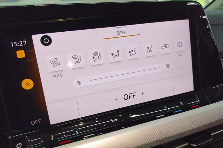 Used Volkswagen Golf 2024 280TSI DSG Pro 50th Anniversary Edition Audio And AC Panel