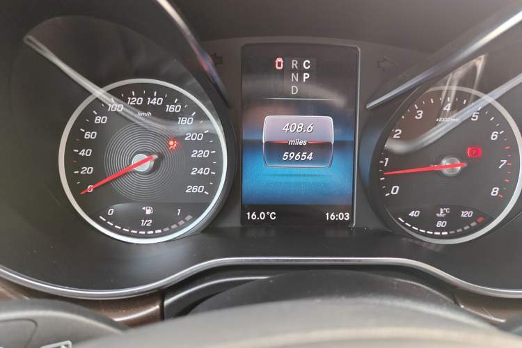 Used Mercedes-Benz V-Class 2021 V 260 Avantgarde Edition