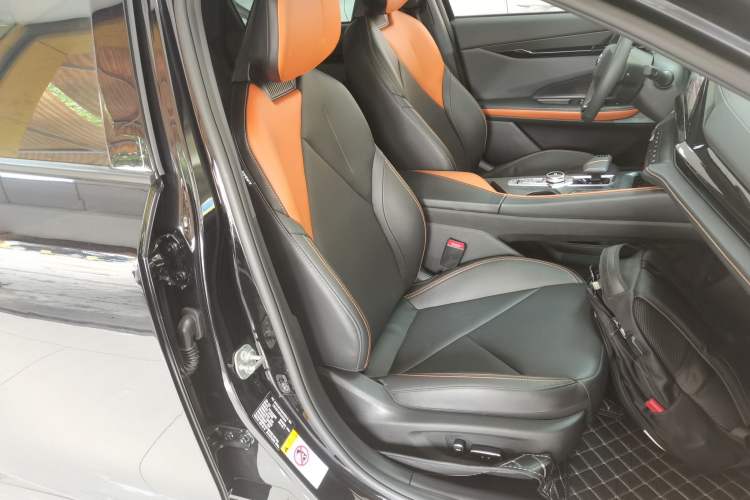 Used CHANGAN UNI-V iDD 2023 Zhidian iDD 1.5T 113km Smart & Fun Version (Rapid Edition)