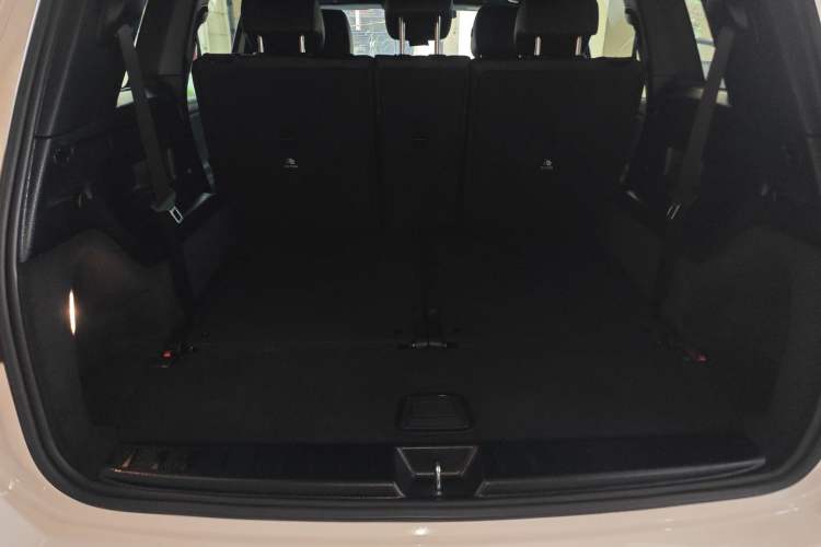 Used Mercedes-Benz GLB 2022 Updated GLB 200 Fashion Edition Trunk