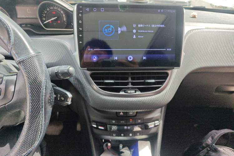 Used Peugeot 2008 2014 1.6L Automatic Fashion Edition
